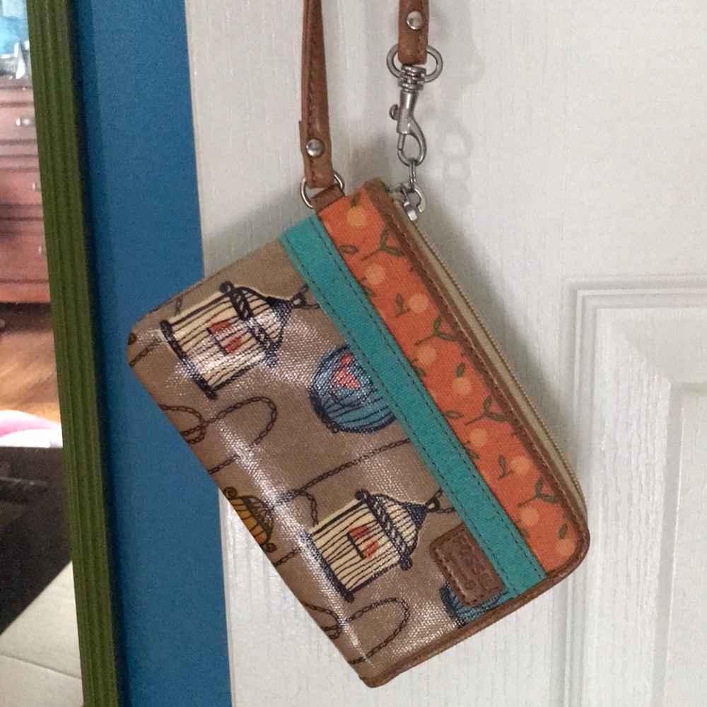 Fossil Wristlet